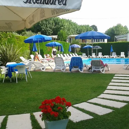 Fornaci Hotel 2*