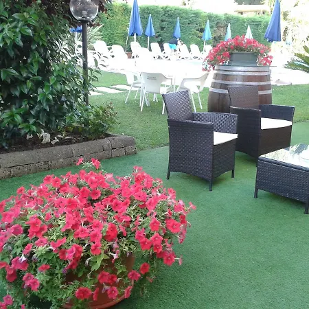 Fornaci Hotel 2*